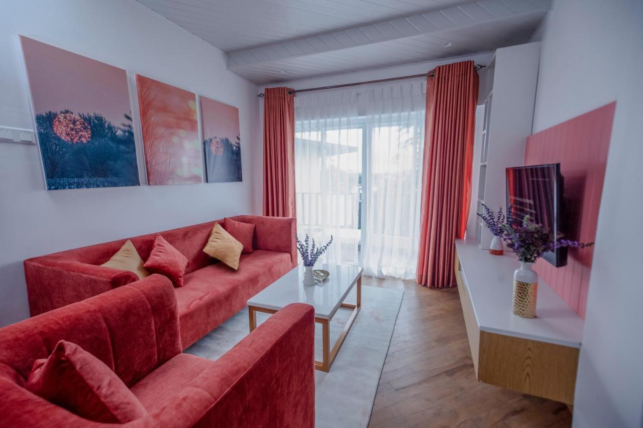 The Breeze Luxury Apartment นูวาราเอลิยา ภายนอก รูปภาพ